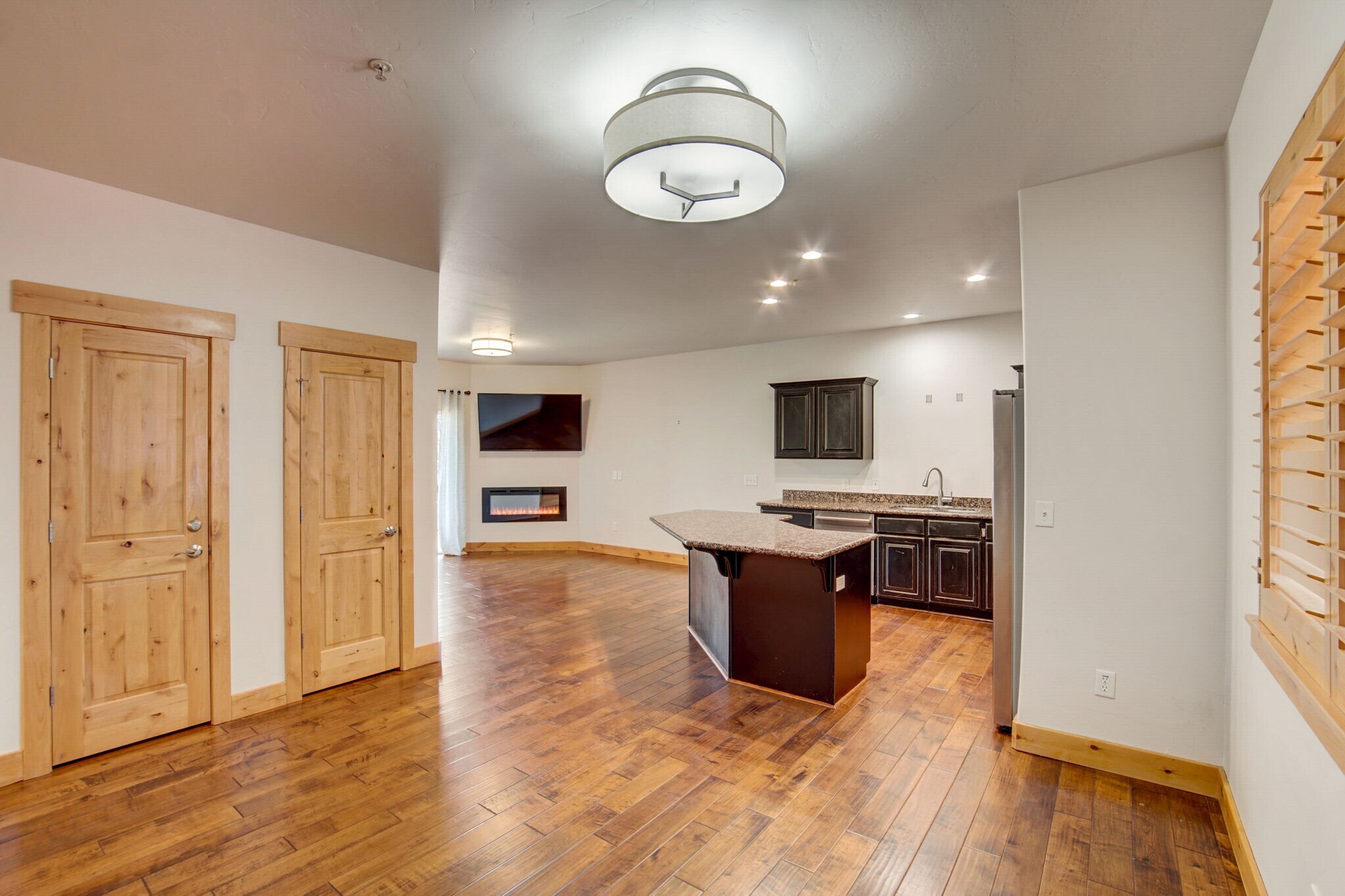 Building Photo - 5519 Lillehammer Ln