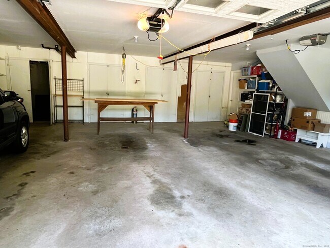 Building Photo - 3 Arbor Dr