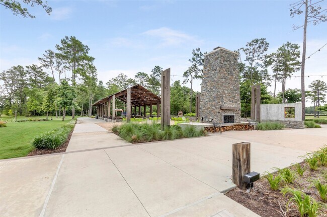 Building Photo - 16907 Kyler Crk Trl