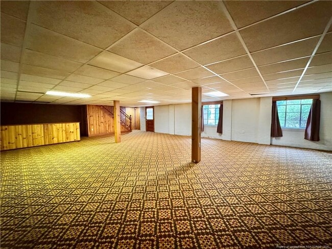 Building Photo - 910 W Whitford St