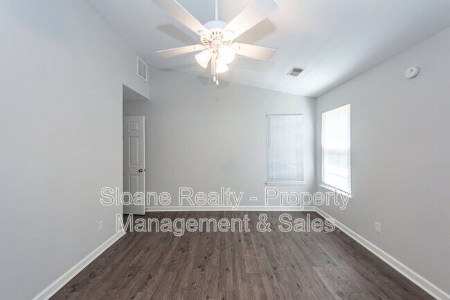 Building Photo - 3618 Walkers Ferry Ln