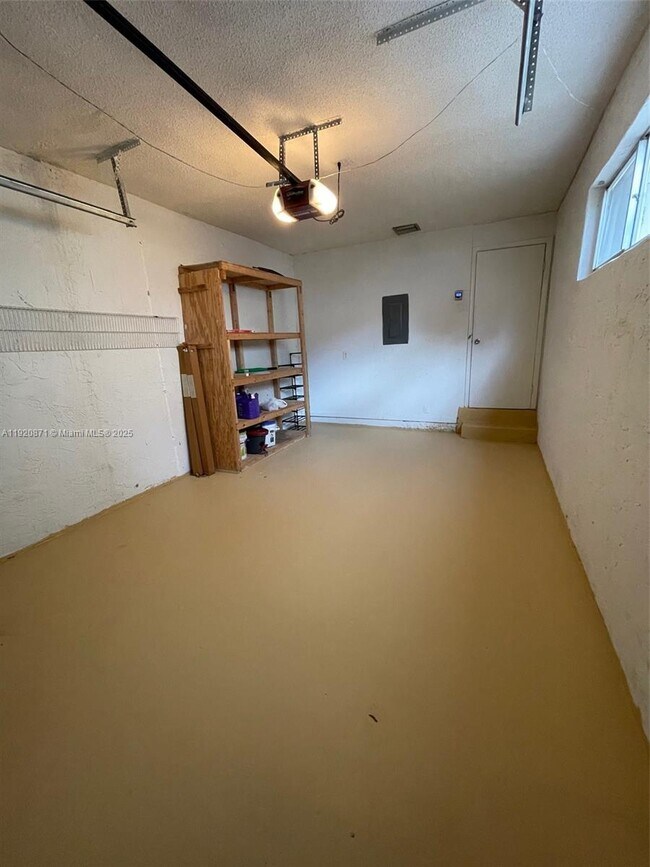 Building Photo - 8237 NW 8th Ct