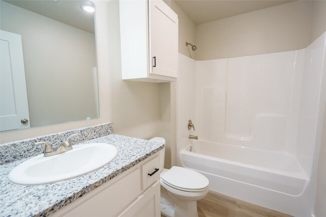 Building Photo - 2626 Baron Ave