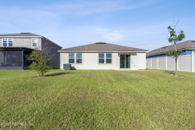 Building Photo - 65445 River Glen Pkwy