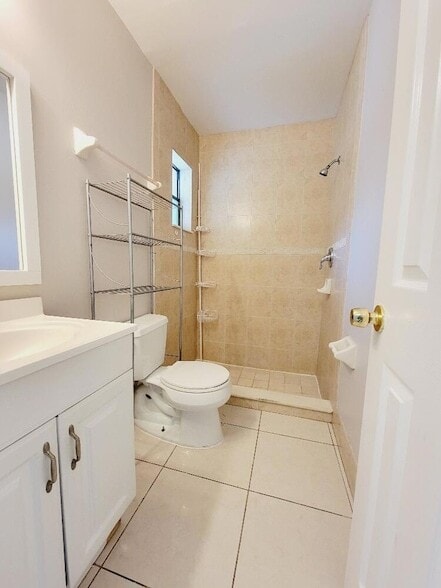 Building Photo - 12785 Peconic Ct