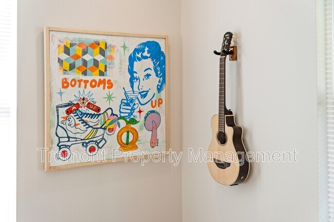 Building Photo - 24 Sawyer St