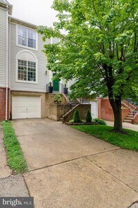 Building Photo - 2303 Massanutten Dr