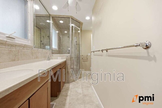 Building Photo - 1128 Kempsville Rd