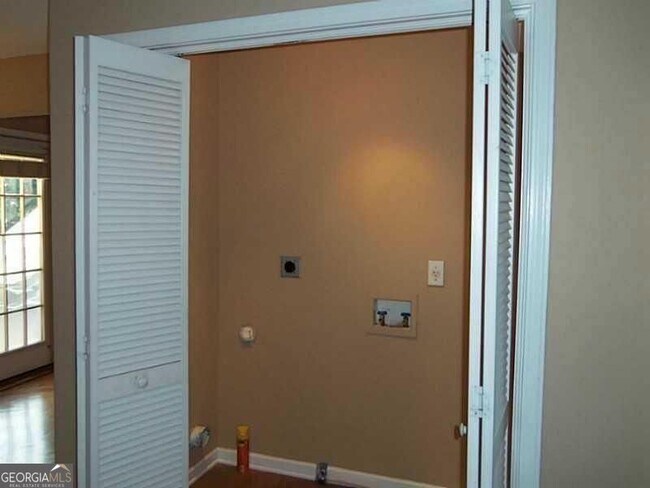 Building Photo - 2603 Lone Oak Trail