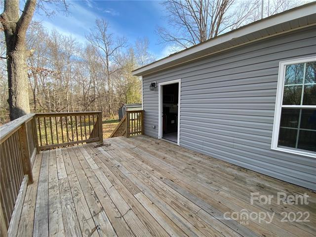 Building Photo - 8206 Pine Oak Rd