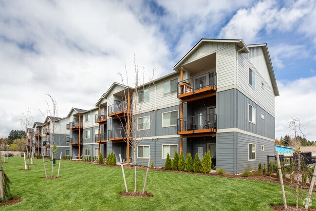 Building Photo - Hickory Hollow Apartments