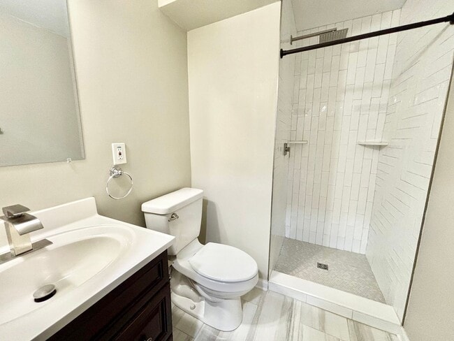 Building Photo - Charming 3-Bedroom Ranch in Chesapeake
