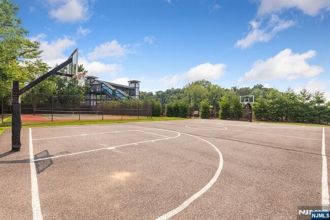 Building Photo - 1 Kennedy Ln