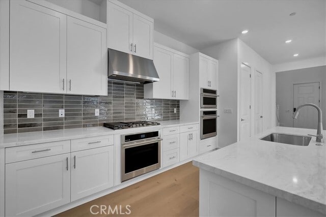 Building Photo - 164 Carmine