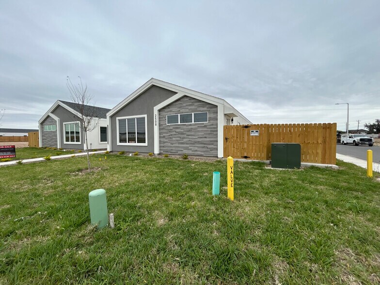 Primary Photo - 2508 Mockingbird Rd