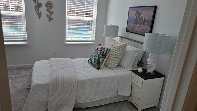 Building Photo - 6821 Lake Mist Ln