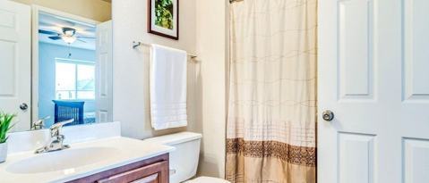Building Photo - 611 Boca Chica Dr