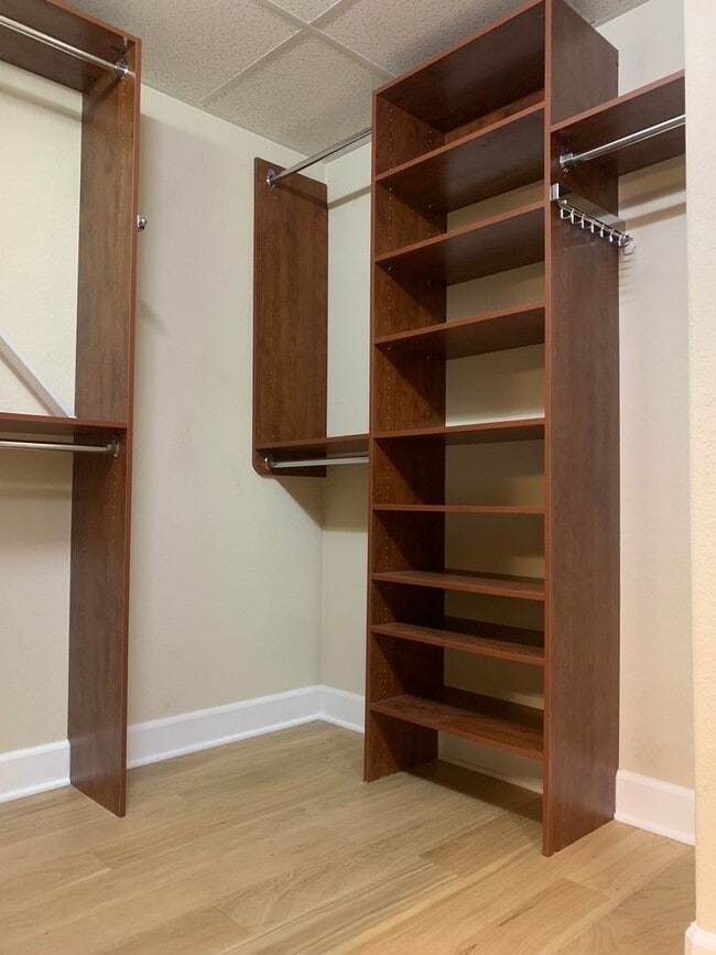 Building Photo - Move In Special: $250 Off First Month's Rent If Rented By 02/15/26! Luxurious Belvedere Condo Ava...