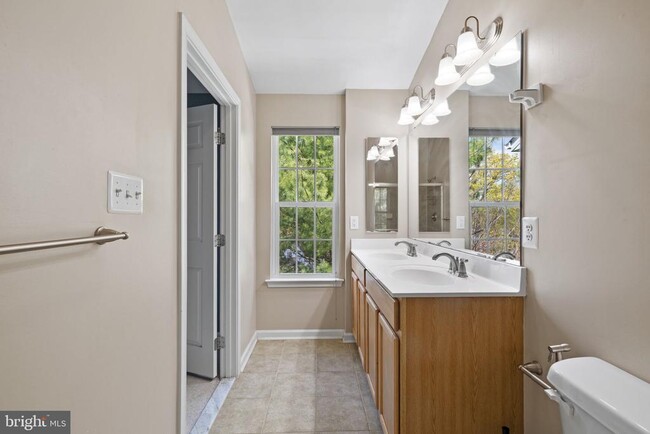 Building Photo - 261 Tall Trees Cir