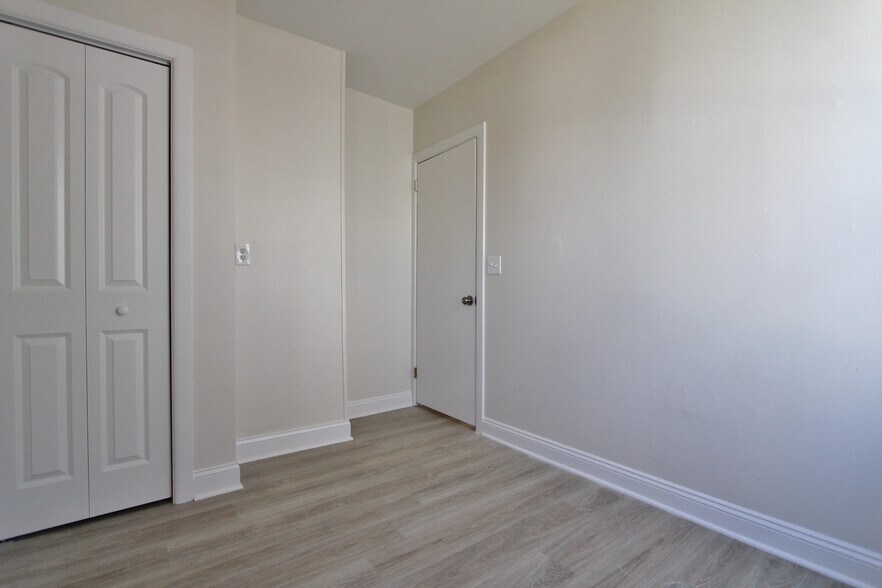 Bedroom 2 - 552 Cumberland St