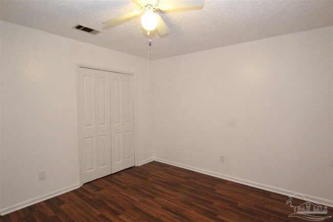 Building Photo - 903 Calhoun Ave