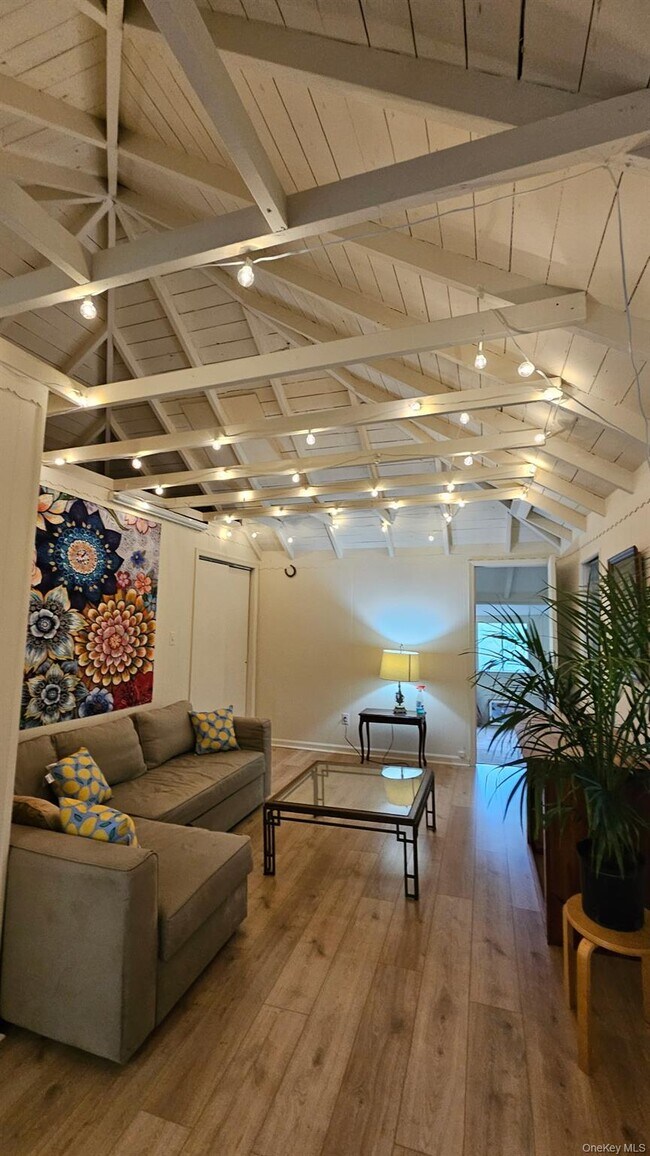 Building Photo - 71 Miller Rd