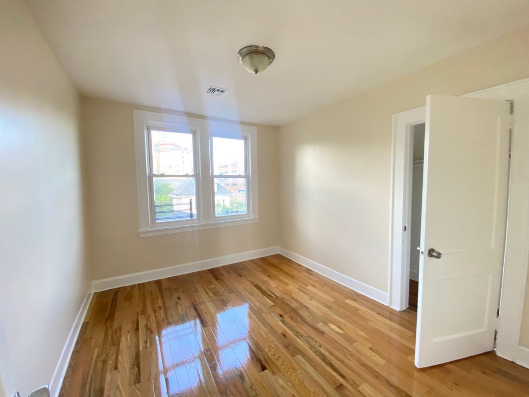 Building Photo - 202 Weequahic Ave