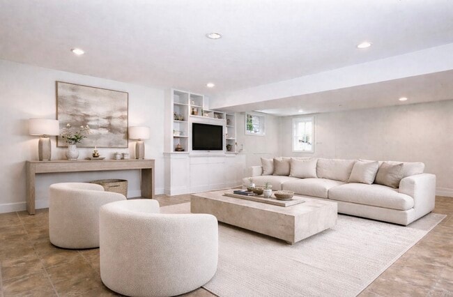 Building Photo - 423 English Pl