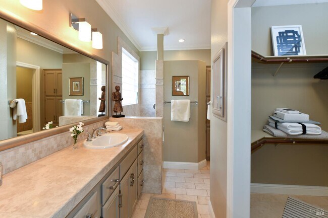 Building Photo - 1571 Voorhees Cir