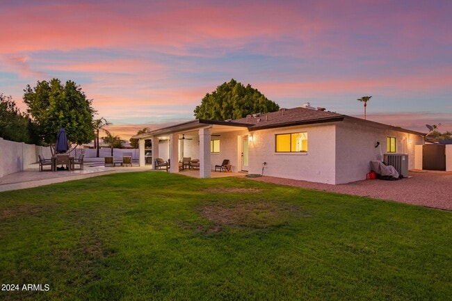 Building Photo - 15832 N 62nd Pl