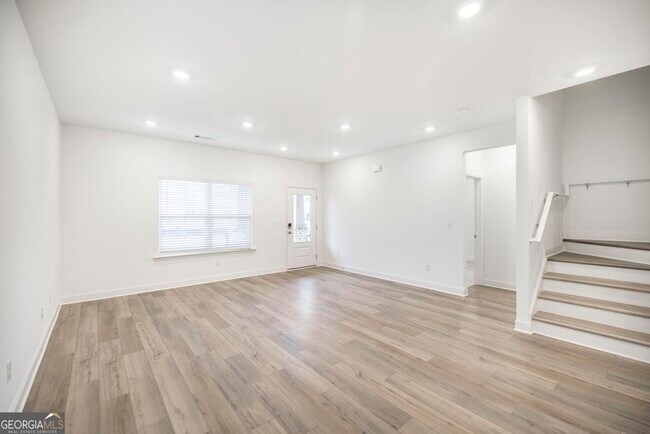 Building Photo - 107 Prospect Ave