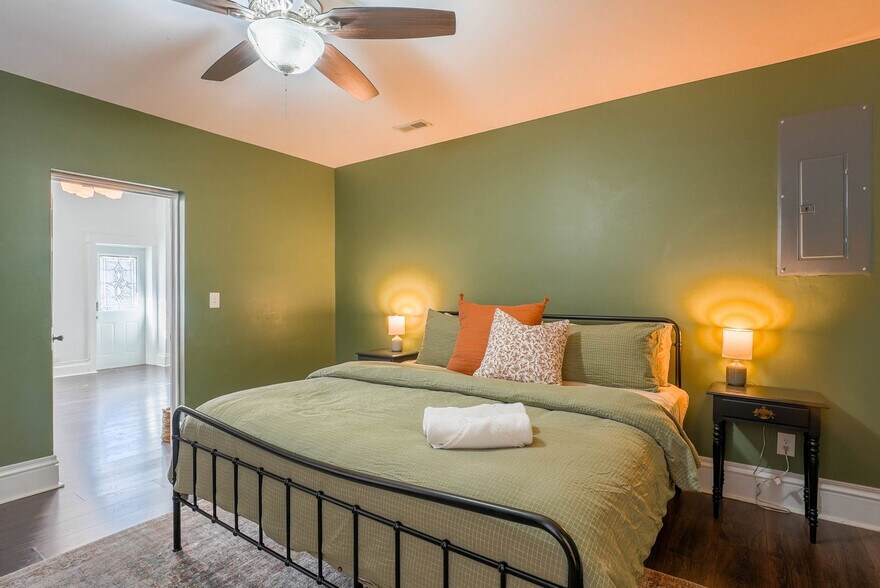 Building Photo - 1420 N 3rd St