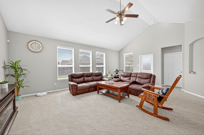 Building Photo - 21319 Tropisea Dr