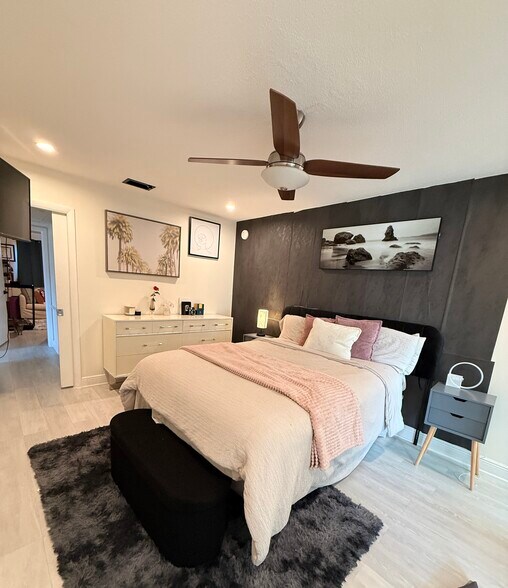 Primary Bedroom - 5865 37th Ave N