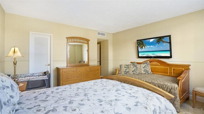 Building Photo - 4250 Galt Ocean Dr