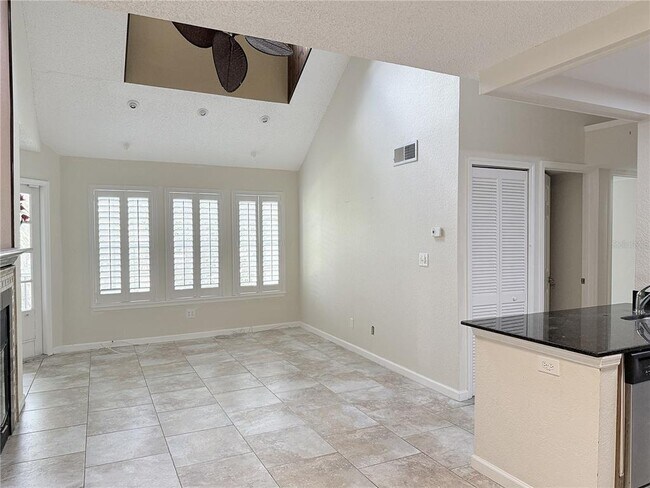 Building Photo - 3261 Haviland Ct