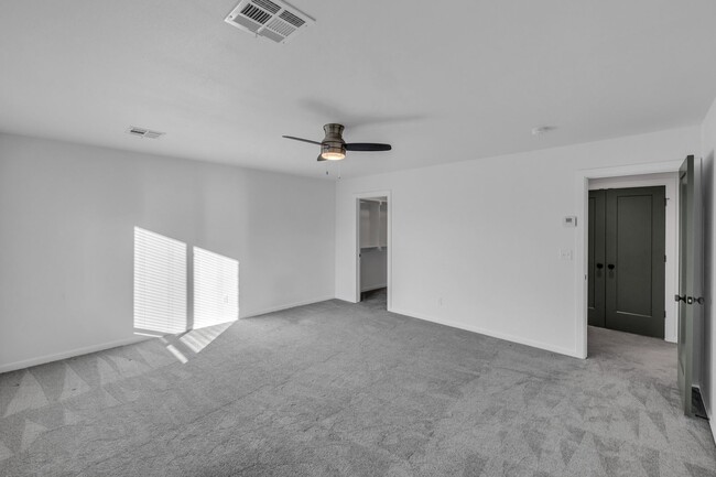 Building Photo - P.57 Kode Properties, LLC 1240-1242