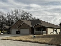 Building Photo - 822 15th St