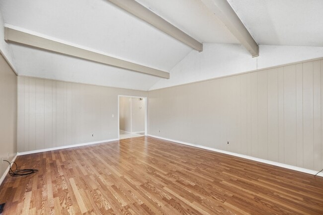 Building Photo - 7500 S Fern Ave