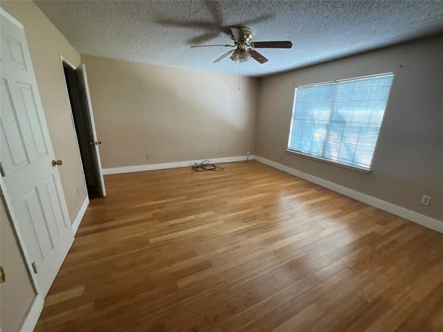 Building Photo - 1705 Huntington Dr