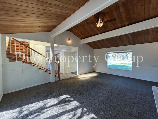 Building Photo - G Street