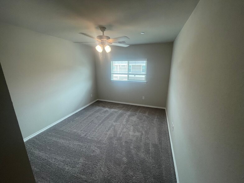 bed1 - 2209 Greystone Dr