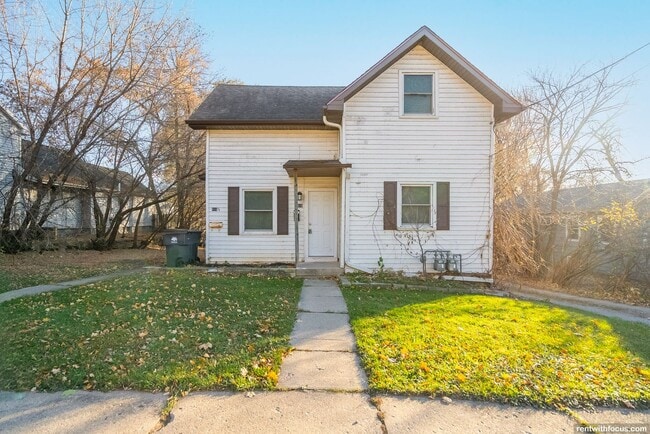 Building Photo - 416 High St