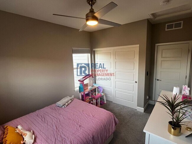 Building Photo - 2907 Photon Ct