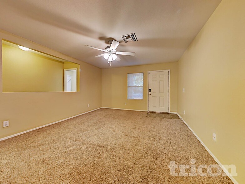 Building Photo - 11514 W Wethersfield Rd