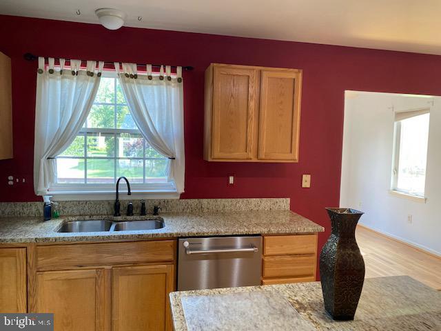 Building Photo - 312 Foxtail Ln