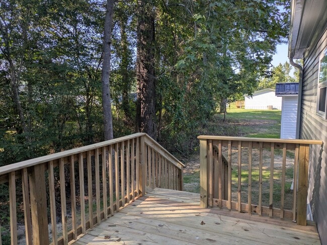 Building Photo - 1118 Old Tar Landing Rd