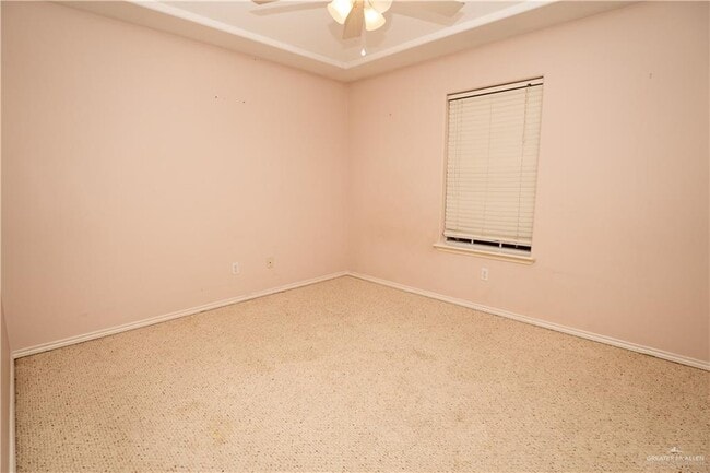 Building Photo - 21 Lilly Cove Dr