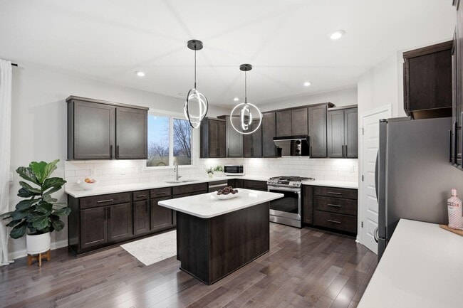 Building Photo - 254 Harness Way