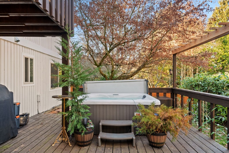 Building Photo - 16305 NE Fargo Ct